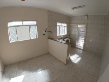 Alugar Casa / Padr&atilde;o em S&atilde;o Jos&eacute; do Rio Preto R$ 1.800,00 - Foto 18