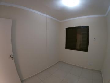 Alugar Apartamento / Padr&atilde;o em S&atilde;o Jos&eacute; do Rio Preto R$ 1.400,00 - Foto 9