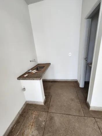 Alugar Comercial / Sal&atilde;o em S&atilde;o Jos&eacute; do Rio Preto R$ 1.300,00 - Foto 4