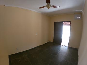 Alugar Casa / Padr&atilde;o em S&atilde;o Jos&eacute; do Rio Preto R$ 1.200,00 - Foto 10