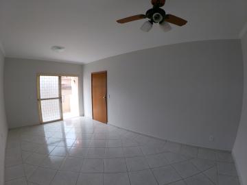 Alugar Apartamento / Padr&atilde;o em S&atilde;o Jos&eacute; do Rio Preto R$ 1.300,00 - Foto 2