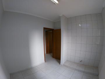 Alugar Apartamento / Padr&atilde;o em S&atilde;o Jos&eacute; do Rio Preto R$ 1.300,00 - Foto 12