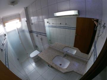 Alugar Apartamento / Padr&atilde;o em S&atilde;o Jos&eacute; do Rio Preto R$ 1.300,00 - Foto 17