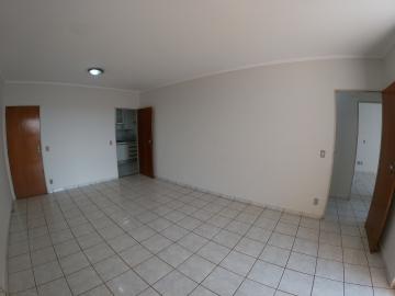 Alugar Apartamento / Padr&atilde;o em S&atilde;o Jos&eacute; do Rio Preto R$ 1.200,00 - Foto 5