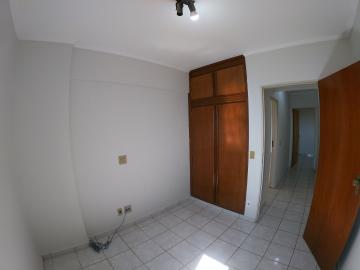 Alugar Apartamento / Padr&atilde;o em S&atilde;o Jos&eacute; do Rio Preto R$ 1.200,00 - Foto 11