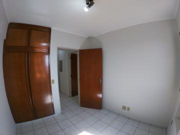 Alugar Apartamento / Padr&atilde;o em S&atilde;o Jos&eacute; do Rio Preto R$ 1.200,00 - Foto 12