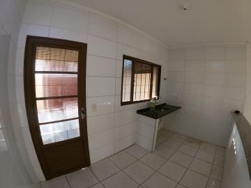 Alugar Casa / Padr&atilde;o em S&atilde;o Jos&eacute; do Rio Preto R$ 1.100,00 - Foto 2