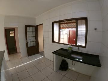Alugar Casa / Padr&atilde;o em S&atilde;o Jos&eacute; do Rio Preto R$ 1.100,00 - Foto 3