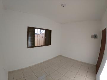 Alugar Casa / Padr&atilde;o em S&atilde;o Jos&eacute; do Rio Preto R$ 1.100,00 - Foto 8