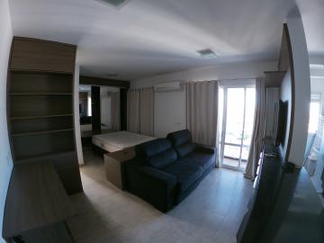 Alugar Apartamento / Padr&atilde;o em S&atilde;o Jos&eacute; do Rio Preto R$ 2.500,00 - Foto 3