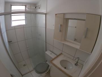 Alugar Apartamento / Padr&atilde;o em S&atilde;o Jos&eacute; do Rio Preto R$ 700,00 - Foto 22