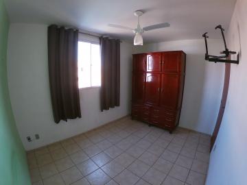 Alugar Apartamento / Padr&atilde;o em S&atilde;o Jos&eacute; do Rio Preto R$ 600,00 - Foto 11