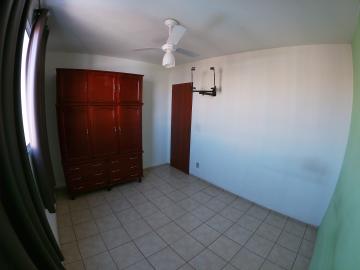Alugar Apartamento / Padr&atilde;o em S&atilde;o Jos&eacute; do Rio Preto R$ 600,00 - Foto 12