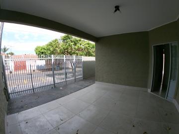 Alugar Casa / Padr&atilde;o em S&atilde;o Jos&eacute; do Rio Preto R$ 1.500,00 - Foto 3