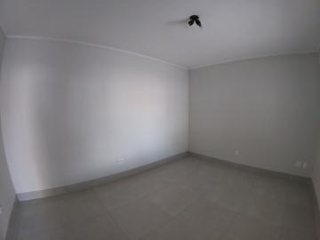 Alugar Casa / Padr&atilde;o em S&atilde;o Jos&eacute; do Rio Preto R$ 1.500,00 - Foto 4