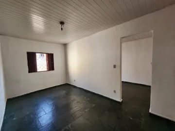 Alugar Casa / Padr&atilde;o em S&atilde;o Jos&eacute; do Rio Preto R$ 600,00 - Foto 3
