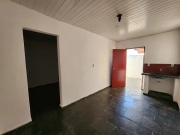 Alugar Casa / Padr&atilde;o em S&atilde;o Jos&eacute; do Rio Preto R$ 600,00 - Foto 5