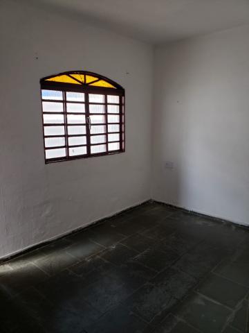 Alugar Casa / Padr&atilde;o em S&atilde;o Jos&eacute; do Rio Preto R$ 950,00 - Foto 8
