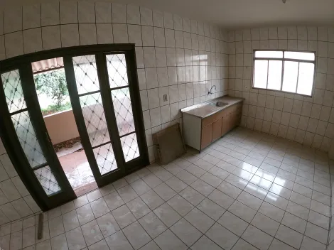 Alugar Casa / Padr&atilde;o em Mirassol R$ 2.200,00 - Foto 11