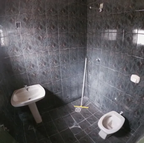 Alugar Casa / Padr&atilde;o em Mirassol R$ 2.200,00 - Foto 17