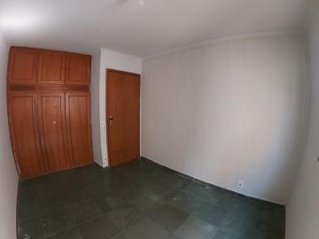 Alugar Apartamento / Padr&atilde;o em S&atilde;o Jos&eacute; do Rio Preto R$ 950,00 - Foto 11