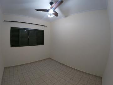 Alugar Casa / Padr&atilde;o em S&atilde;o Jos&eacute; do Rio Preto R$ 2.700,00 - Foto 18