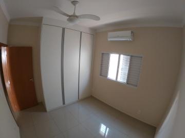 Alugar Casa / Padr&atilde;o em S&atilde;o Jos&eacute; do Rio Preto R$ 2.000,00 - Foto 12