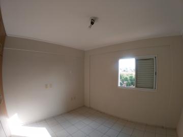 Alugar Apartamento / Padr&atilde;o em S&atilde;o Jos&eacute; do Rio Preto R$ 1.100,00 - Foto 7
