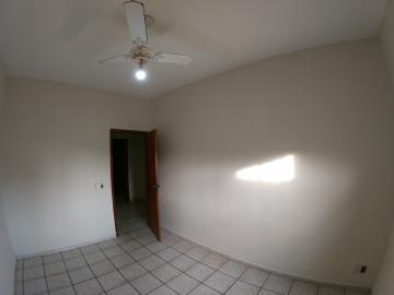 Alugar Casa / Padr&atilde;o em S&atilde;o Jos&eacute; do Rio Preto R$ 1.300,00 - Foto 8