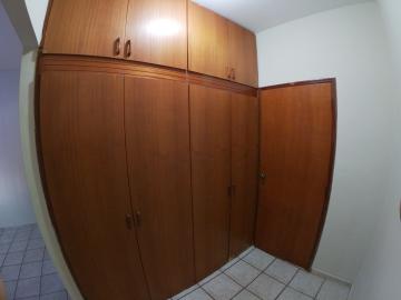 Alugar Casa / Padr&atilde;o em S&atilde;o Jos&eacute; do Rio Preto R$ 1.300,00 - Foto 17