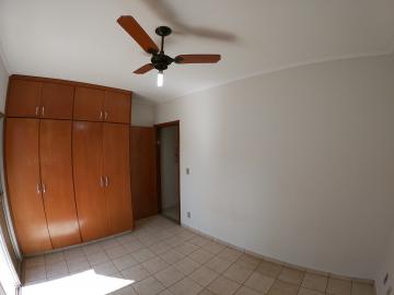 Alugar Apartamento / Padr&atilde;o em S&atilde;o Jos&eacute; do Rio Preto R$ 950,00 - Foto 12