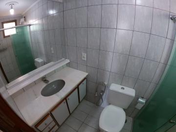 Alugar Apartamento / Padr&atilde;o em S&atilde;o Jos&eacute; do Rio Preto R$ 900,00 - Foto 14