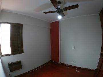 Alugar Apartamento / Padr&atilde;o em S&atilde;o Jos&eacute; do Rio Preto R$ 900,00 - Foto 16