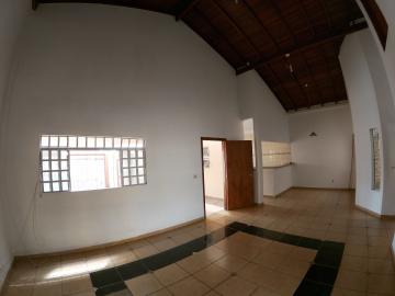 Alugar Casa / Padr&atilde;o em S&atilde;o Jos&eacute; do Rio Preto R$ 1.800,00 - Foto 4