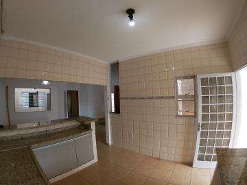 Alugar Casa / Padr&atilde;o em S&atilde;o Jos&eacute; do Rio Preto R$ 1.800,00 - Foto 9