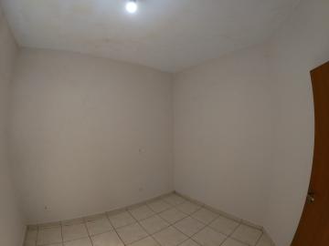 Alugar Casa / Padr&atilde;o em S&atilde;o Jos&eacute; do Rio Preto R$ 1.800,00 - Foto 12