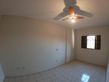 Alugar Apartamento / Padr&atilde;o em S&atilde;o Jos&eacute; do Rio Preto R$ 750,00 - Foto 4