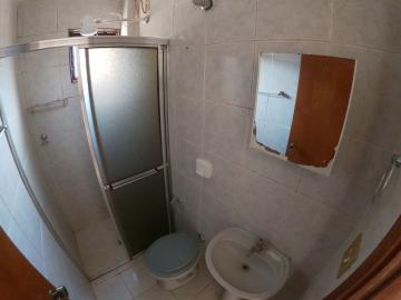Alugar Apartamento / Padr&atilde;o em S&atilde;o Jos&eacute; do Rio Preto R$ 750,00 - Foto 20