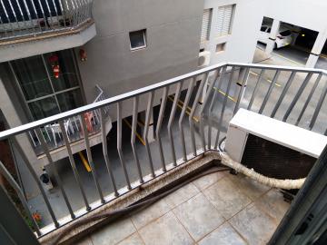 Alugar Apartamento / Padr&atilde;o em S&atilde;o Jos&eacute; do Rio Preto R$ 900,00 - Foto 4