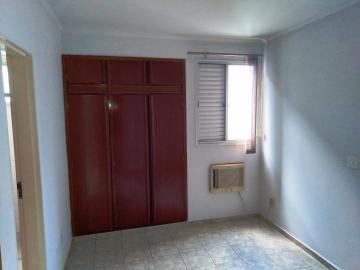 Alugar Apartamento / Padr&atilde;o em S&atilde;o Jos&eacute; do Rio Preto R$ 900,00 - Foto 7