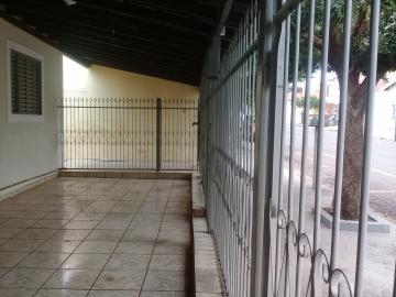 Alugar Casa / Padr&atilde;o em S&atilde;o Jos&eacute; do Rio Preto R$ 2.000,00 - Foto 2