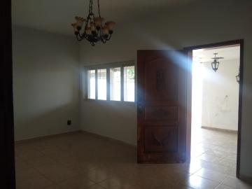 Alugar Casa / Padr&atilde;o em S&atilde;o Jos&eacute; do Rio Preto R$ 2.600,00 - Foto 3