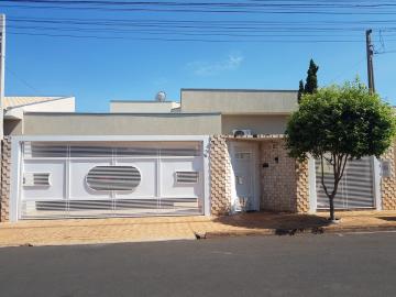 Comprar Casa / Padr&atilde;o em Potirendaba R$ 500.000,00 - Foto 2
