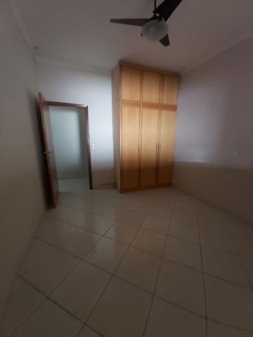 Alugar Casa / Padr&atilde;o em S&atilde;o Jos&eacute; do Rio Preto R$ 3.200,00 - Foto 6