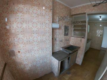 Alugar Apartamento / Padr&atilde;o em S&atilde;o Jos&eacute; do Rio Preto R$ 600,00 - Foto 14