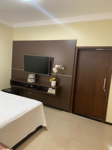 Casa / Condom&iacute;nio em S&atilde;o Jos&eacute; do Rio Preto 