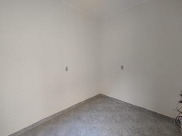 Alugar Casa / Padr&atilde;o em S&atilde;o Jos&eacute; do Rio Preto R$ 1.200,00 - Foto 4