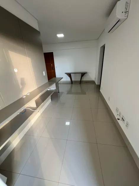 Alugar Apartamento / Padr&atilde;o em S&atilde;o Jos&eacute; do Rio Preto. apenas R$ 2.000,00