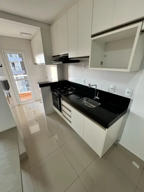Alugar Apartamento / Padr&atilde;o em S&atilde;o Jos&eacute; do Rio Preto R$ 2.000,00 - Foto 6