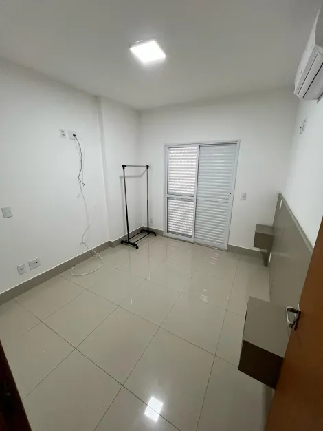 Alugar Apartamento / Padr&atilde;o em S&atilde;o Jos&eacute; do Rio Preto R$ 2.000,00 - Foto 10